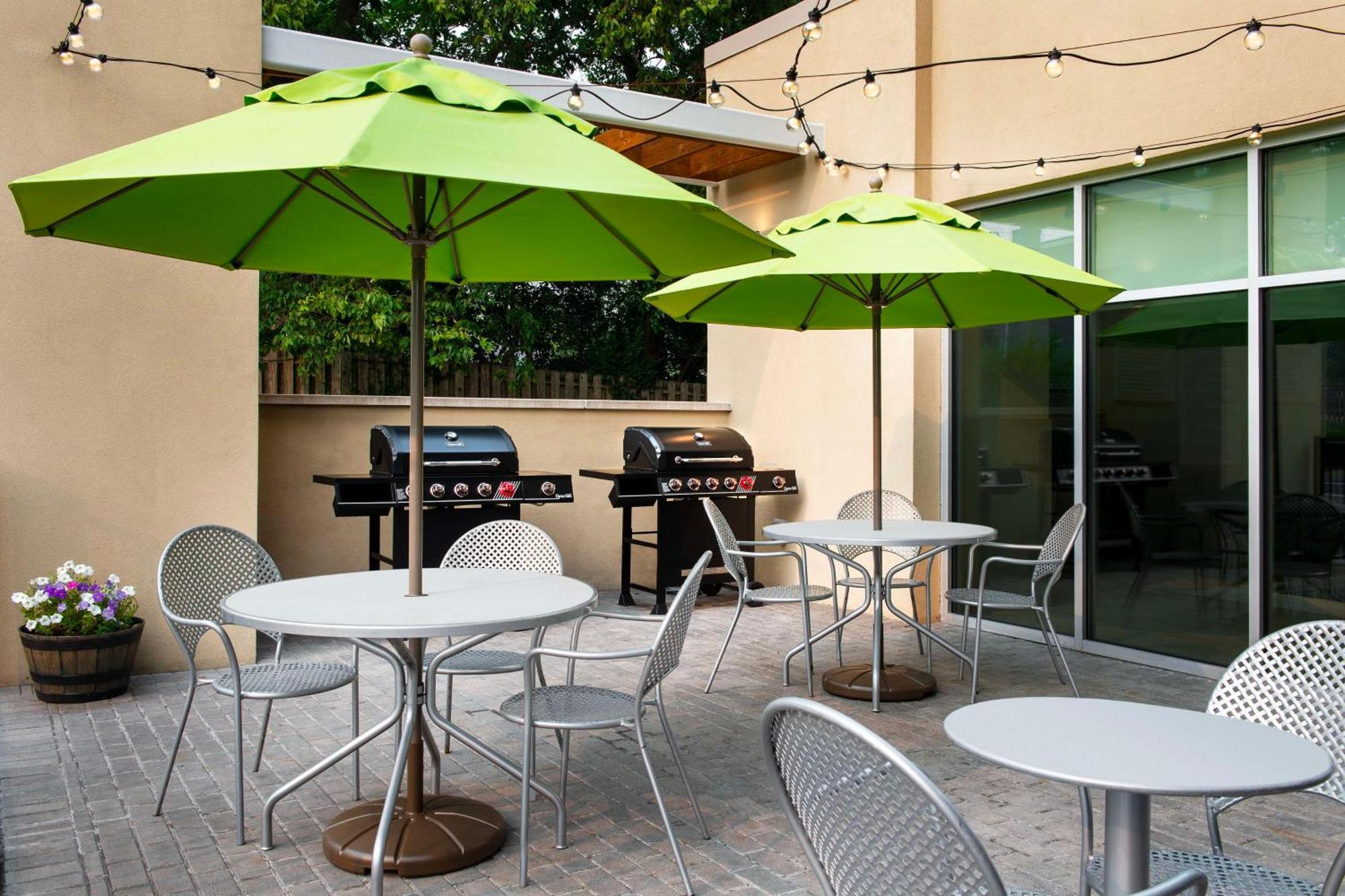 Home2 Suites By Hilton Lexington University / Medical Center Eksteriør billede